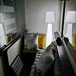 2 Bedroom Cityhome 1-6 Pers, Wifi, Washing Machine * Turku