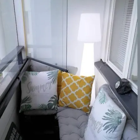 アパート 》kaupunkikoti Ursini - Turun Keskustan Sydaemessae