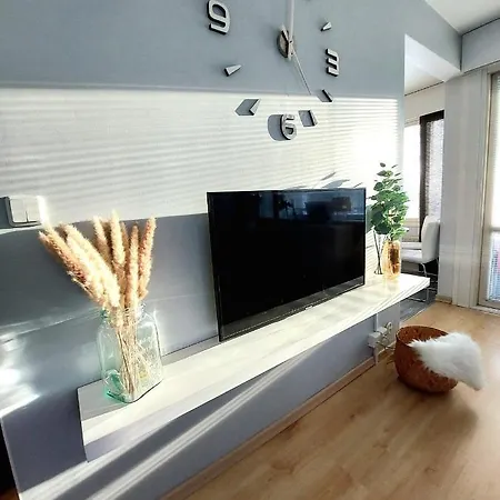 アパート 》kaupunkikoti Ursini - Turun Keskustan Sydaemessae