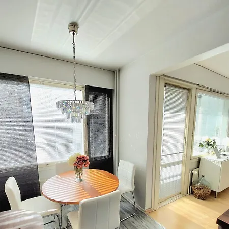 Apartamento 2 Bedroom Cityhome 1-6 Pers, Wifi, Washing Machine Turku