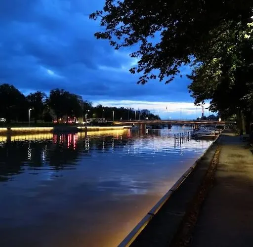 Appartement 2 Bedroom Cityhome 1-6 Pers, Wifi, Washing Machine Turku